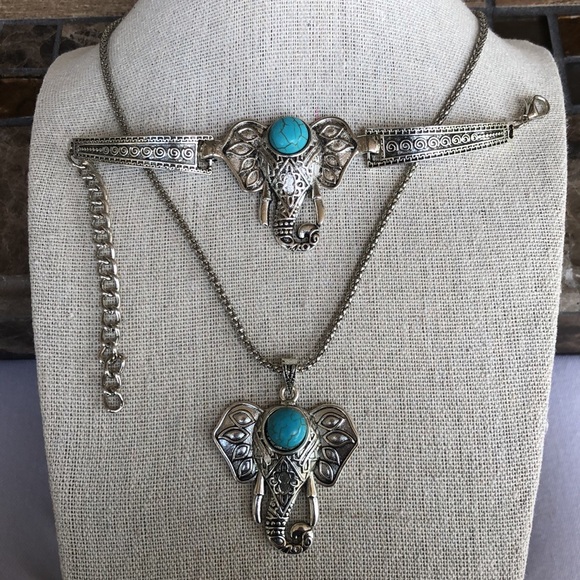 Silvertone Elephant Necklace Bracelet Set - Picture 3 of 11
